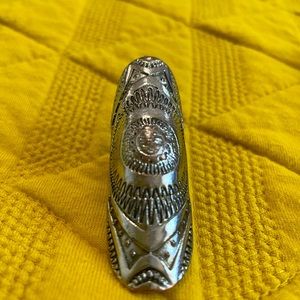 Beautiful Pattern Ring